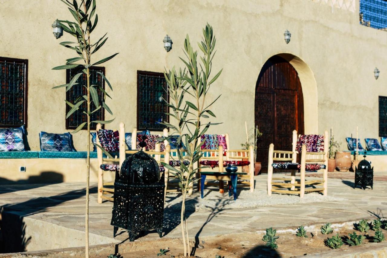 Riad Caravasar メルズーガ エクステリア 写真
