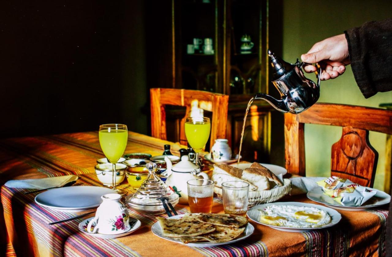 Riad Caravasar メルズーガ エクステリア 写真