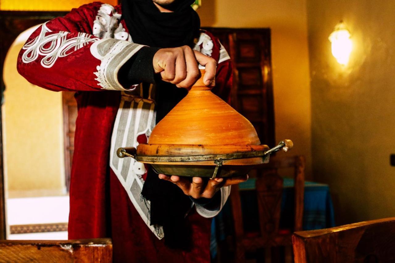 Riad Caravasar メルズーガ エクステリア 写真