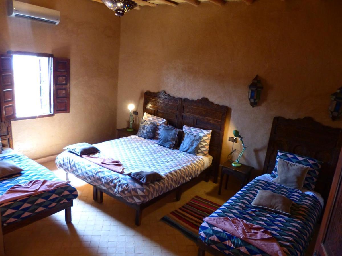 Riad Caravasar メルズーガ エクステリア 写真