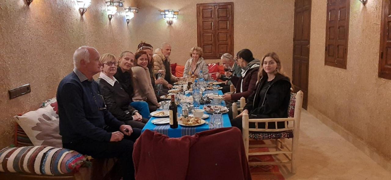 Riad Caravasar メルズーガ エクステリア 写真