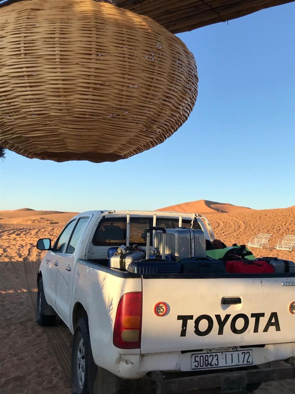 Riad Caravasar メルズーガ エクステリア 写真